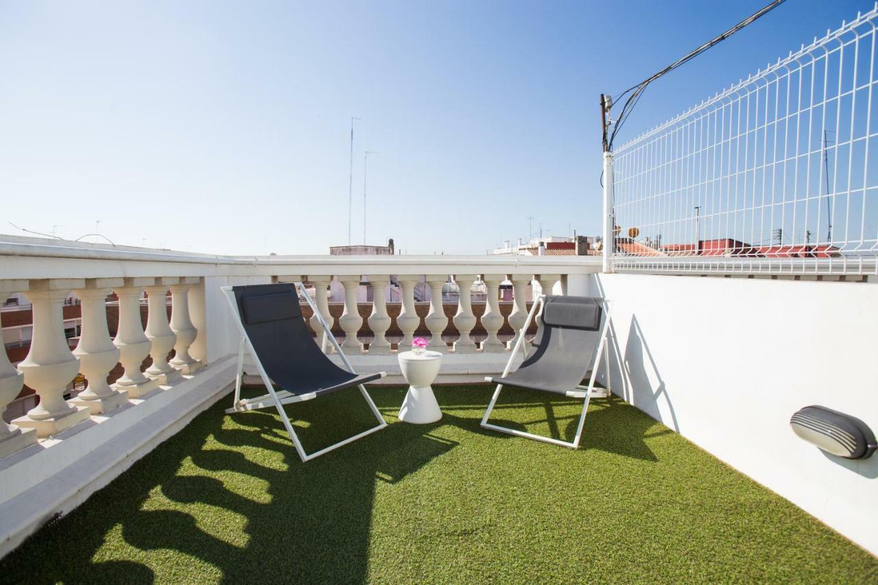 Sky Touristic Attic Lägenhet Valencia Exteriör bild